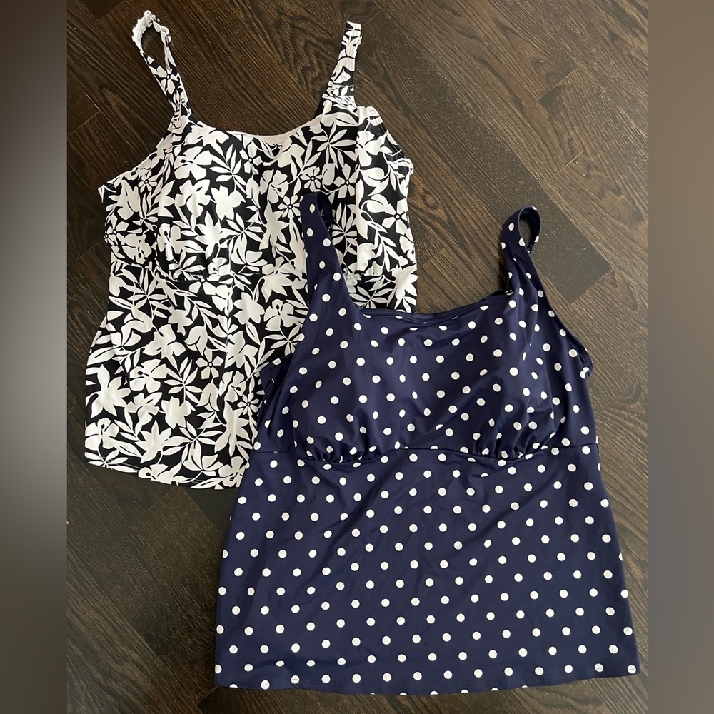 Bundle Of 2 Lands’ End Plus Size Square Neck Underwire Tankini Swimsuit Tops 20W
